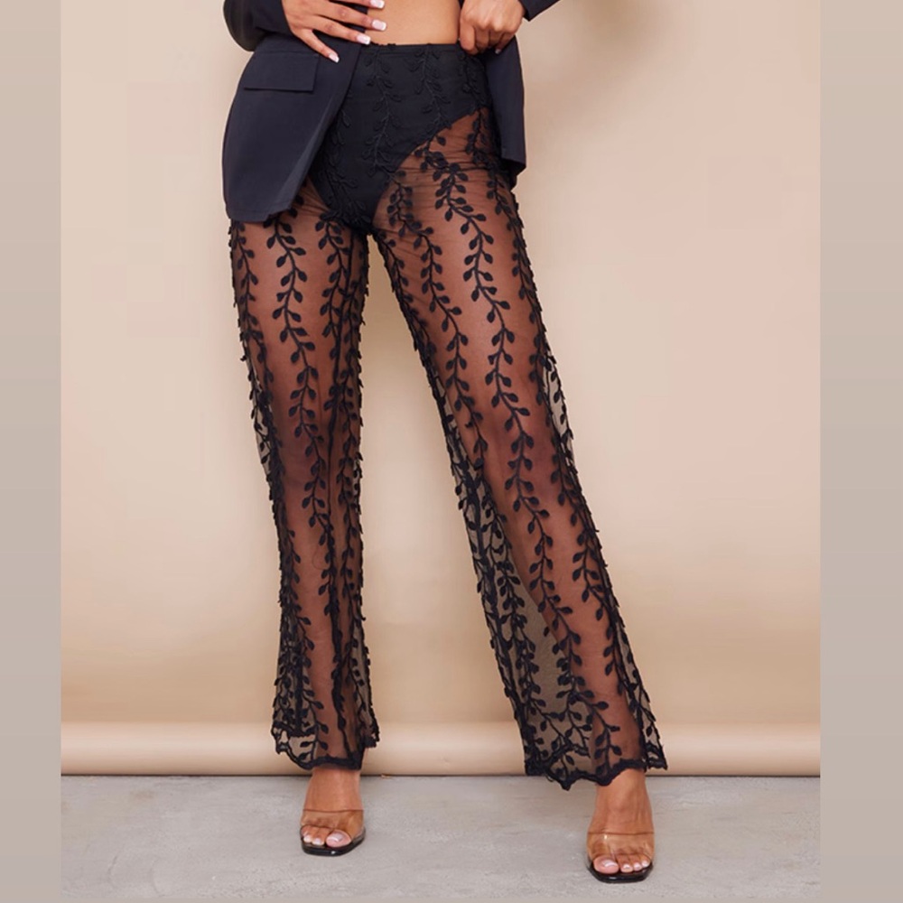 Pretty Little Thing Women's Flared Mesh
Pants US: 6 used